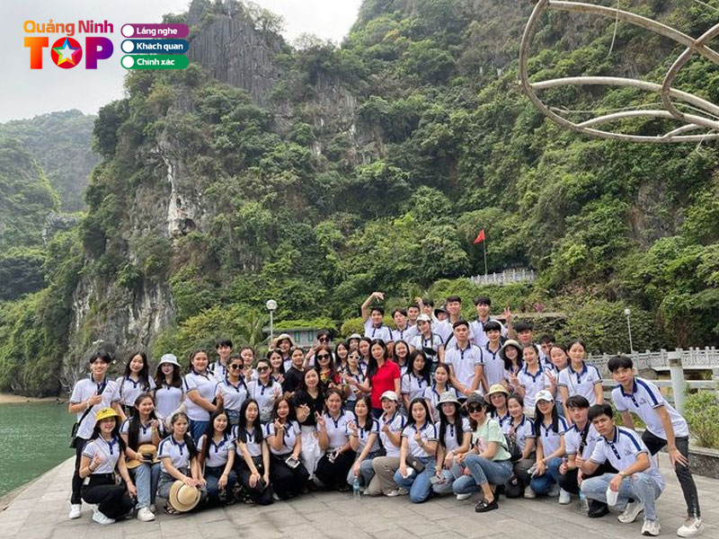 Cac-tour-du-lich-wowtour-to-chuc1-quangninhtoplist