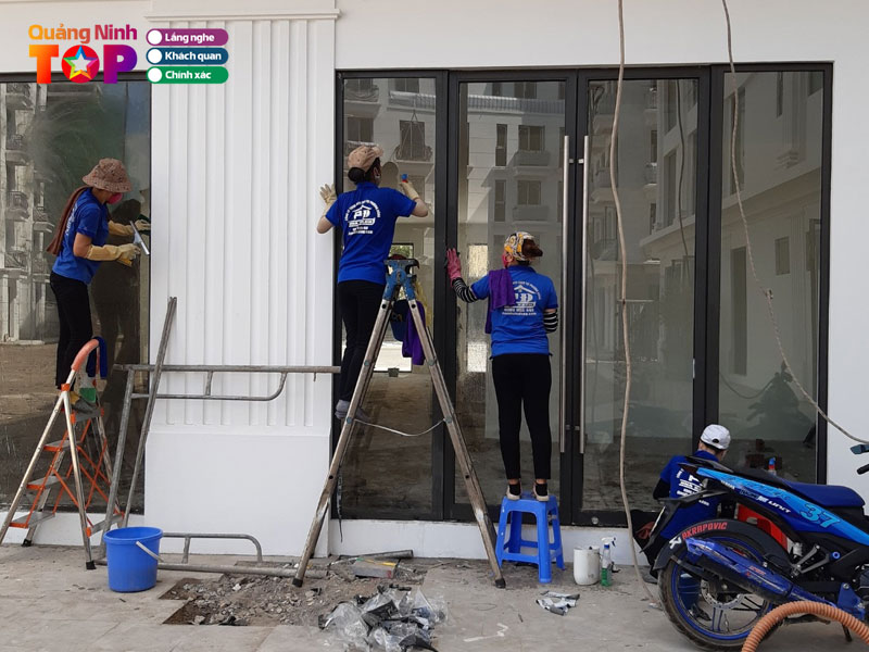 Doi-net-gioi-thieu-ve-nha-sach-ha-long1-quangninhtoplist