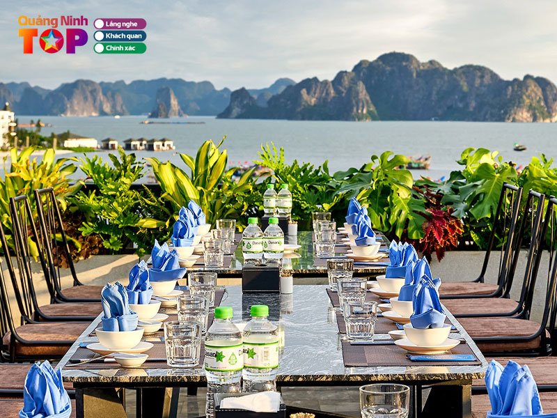 Nha-hang-ngoc-phuong-nam-quangninhtoplist