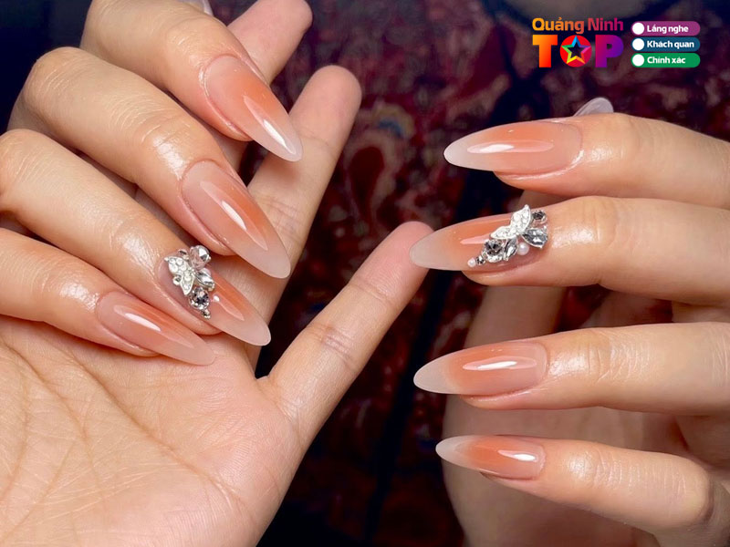 Mai-nail-quangninhtoplist