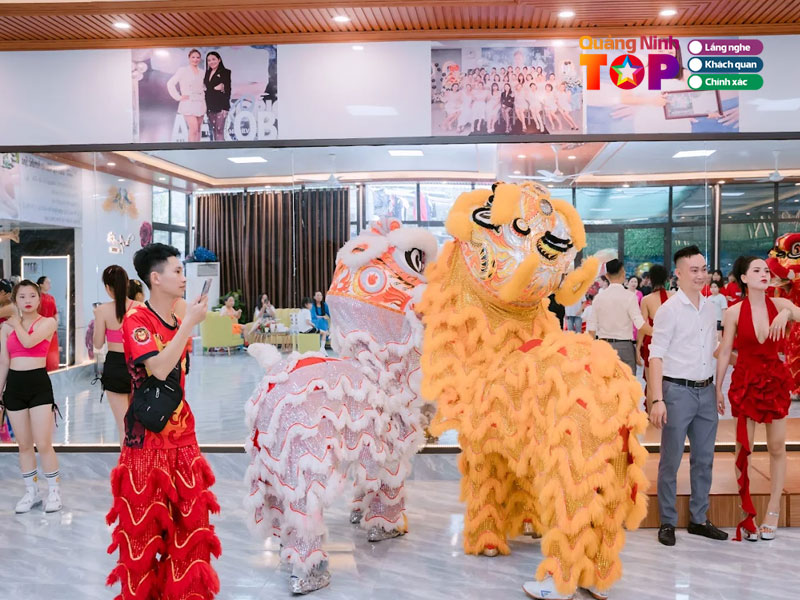 Lan-Su-Rong-Ha-Long-Quangninhtoplist